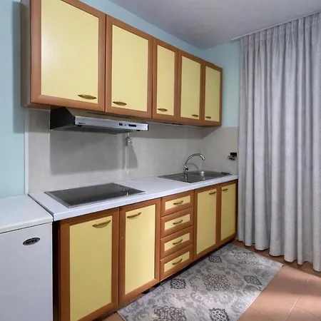 Urban Floor One Apartman Tirana